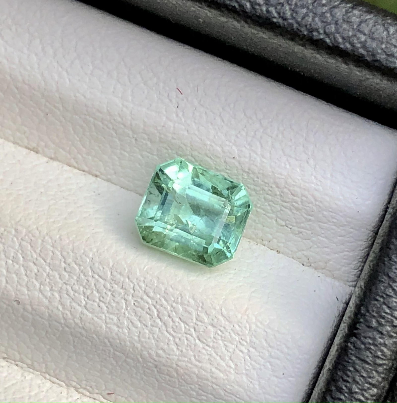 1.30 Carats Natural Tourmaline For RING - 7X6X5 mm: 1.30 Carats Natural Tourmaline For RING - 7X6X5 mmShipping Rate: $15.00 .shipping rates are determined by Parcel weight and destination.Combined shipping: We offer combine shipping on multiple items p