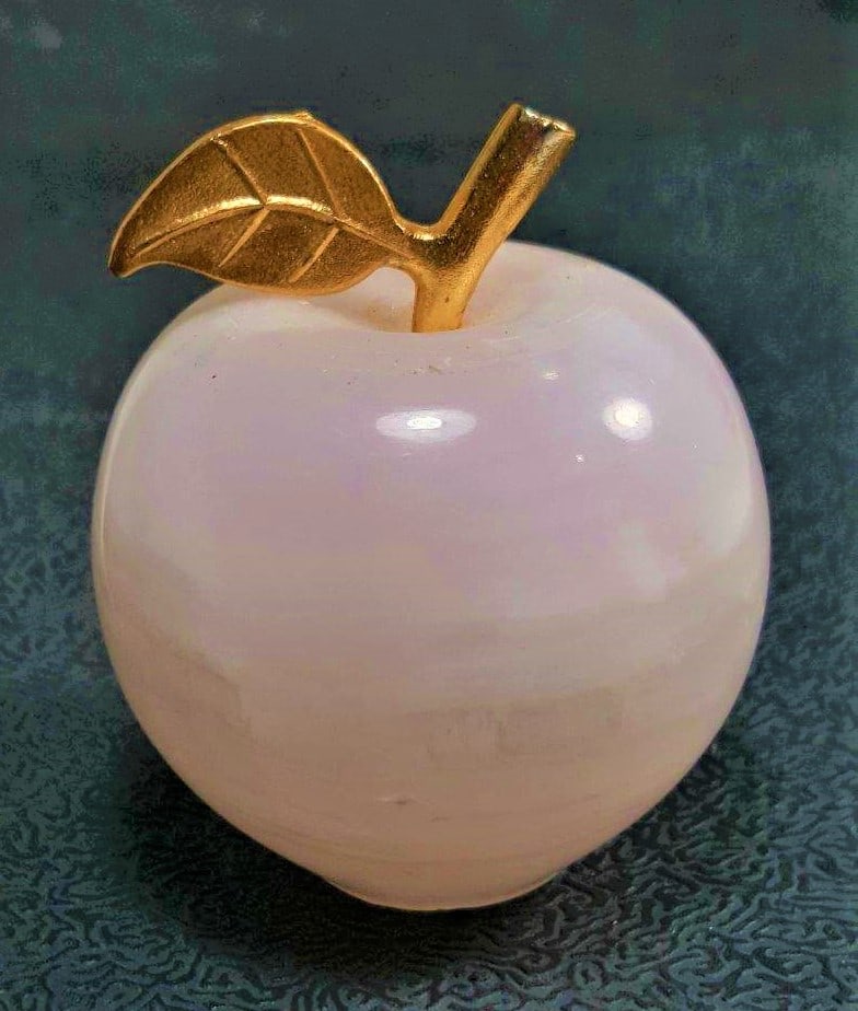 Mangano Calcite Apple Clock - 199.8 Grams (1 of 2)