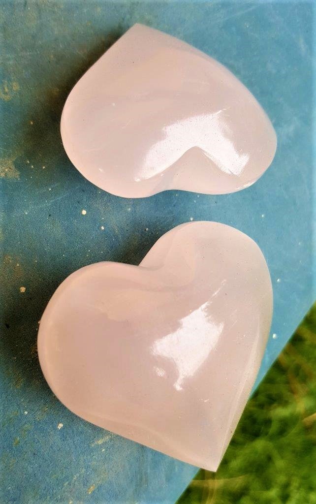 114 Grams Mangano Calcite Healing Hearts (1 of 2)