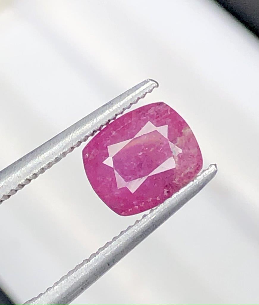 1.45 Carats Natural Ruby Gemstone - 6X5X5 mm (1 of 3)