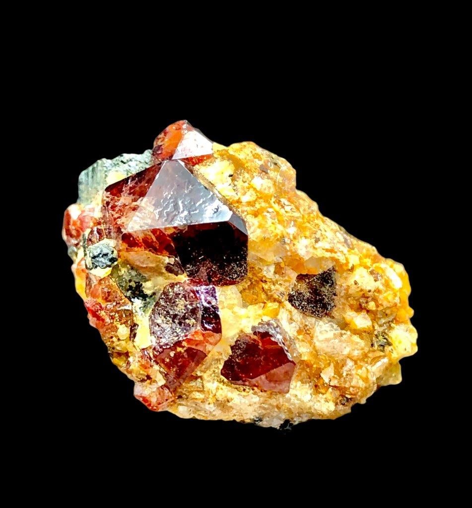 8.92 Grams Zircons Crystals On matrix - 22X17X16 mm: 8.92 Grams Zircons Crystals On matrix - 22X17X16 mmShipping Rate: $20.00 .shipping rates are determined by Parcel weight and destination.Combined shipping: We offer combine shipping on multiple items 
