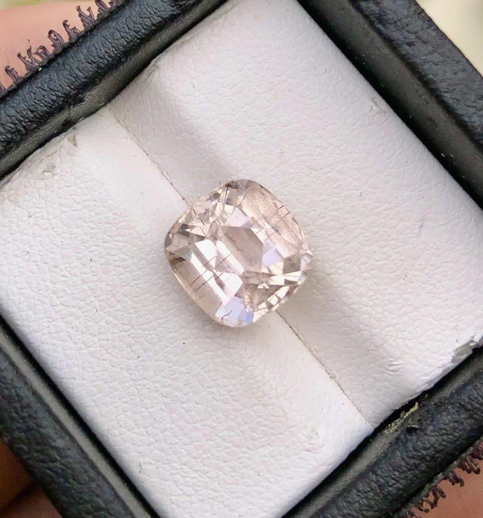 Golden Kunzite Cut Stone - 4.95 Carats - 10X10X7 mm: Golden Kunzite Cut Stone - 4.95 Carats - 10X10X7 mmShipping: