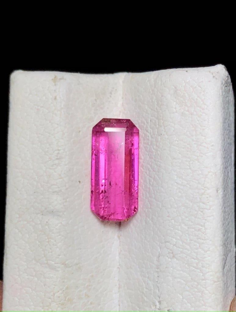 1 Carats Natural Rubelite Tourmaline - 10X4X3 mm: 1 Carats Natural Rubelite Tourmaline - 10X4X3 mmShipping: