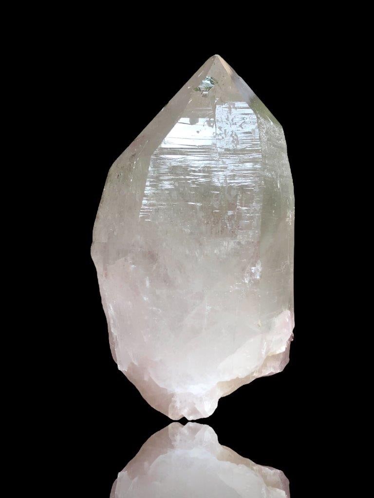 600 Grams Perfect Quartz Crystal - 114X68X65 mm (1 of 4)