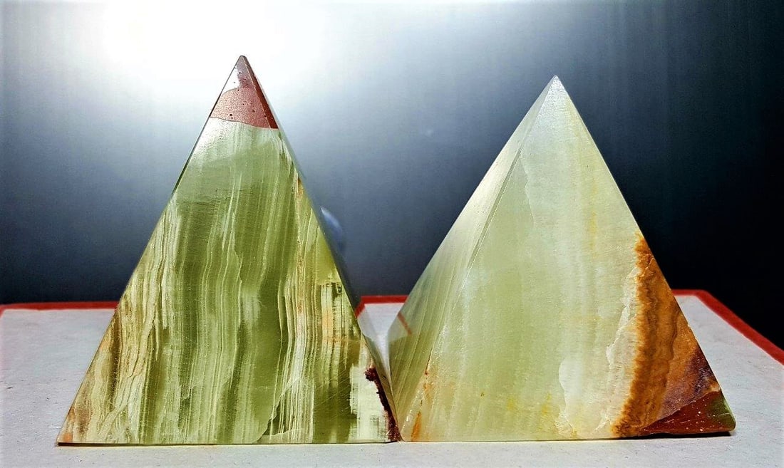 Polished Egyptian Onyx Paired Pyramids - 270 Grams: Polished Egyptian Onyx Paired Pyramids - 270 Grams Shipping: $36.00. Shipping rates are determined by Parcel weight and destination.