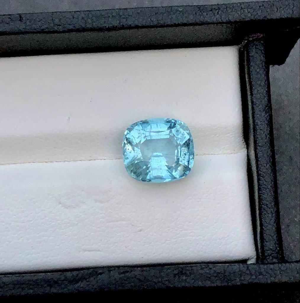 Natural Aquamarine Loose Gemstone - 3.55 Carats (1 of 2)