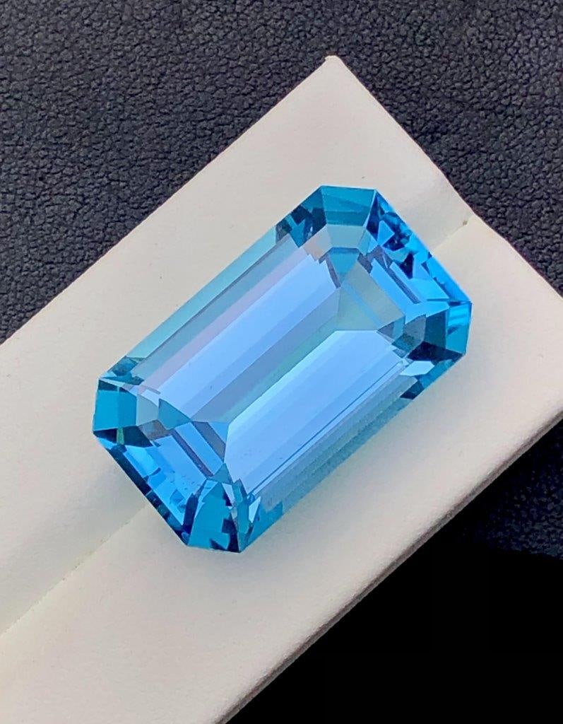 51.30 Carats Emerald Cut Swiss Blue Topaz Gemstone - 28X17X12 mm (1 of 2)