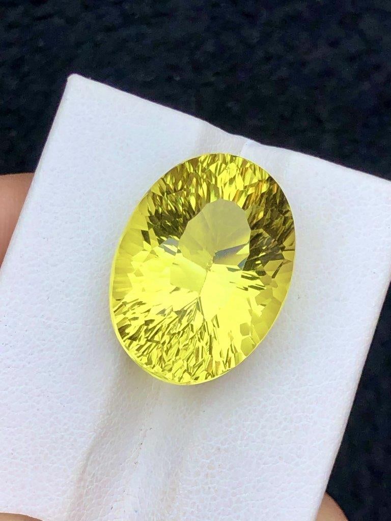 23.60 carats AMAZING QUALITY NATURAL LEMON QUARTZ - 21X15X13 mm: 23.60 carats AMAZING QUALITY NATURAL LEMON QUARTZ - 21X15X13 mm Shipping: