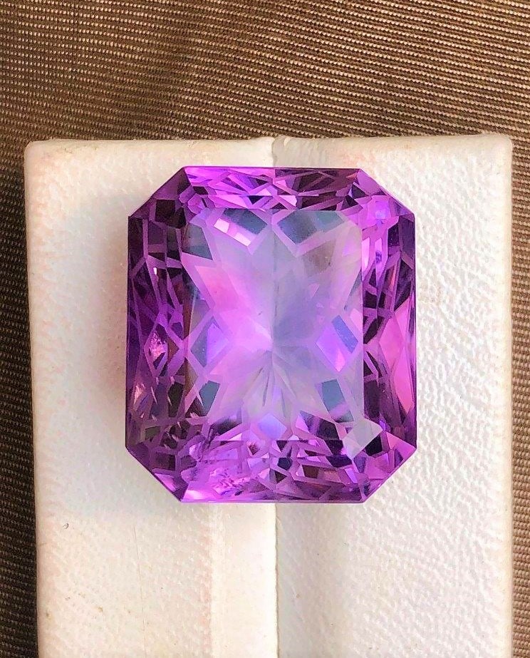 Flower Cut Amethyst Loose Gemstone - 21.30 Carats - 19X15X11 mm (1 of 2)