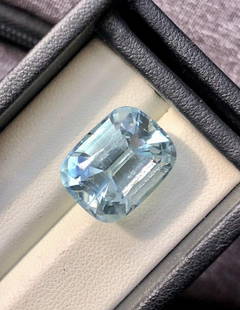 16.70 Carats Fine Quality Natural Sea Blue Aquamarine Gemstone - 17X13X12 mm: 16.70 Carats Fine Quality Natural Sea Blue Aquamarine Gemstone - 17X13X12 mmShipping Rate: $15.00 .shipping rates are determined by Parcel weight and destination.Combined shipping: We offer combine sh