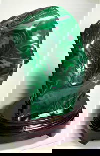 AAA Quality Malachite Standing Tumble - 7.6 KG: AAA Quality Malachite Standing Tumble - 7.6 KG - 270X200X95 mmShipping Rate: $200.00 .shipping rates are determined by Parcel weight and destination.Combined shipping: We offer combine shipping on mul