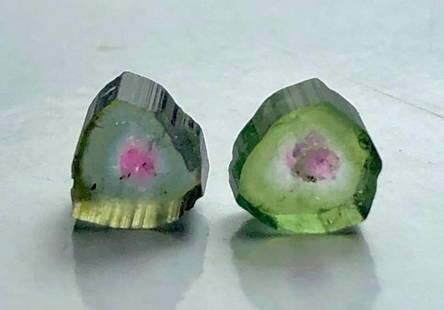 2.10 Carats stunning watermelon tourmaline slices: 2.10 Carats stunning watermelon tourmaline slicesShipping Rate: $15.00 .shipping rates are determined by Parcel weight and destination.Combined shipping: We offer combine shipping on multiple items pu