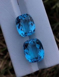 AAA Quality Swiss Blue Topaz -  40.40 Carats: AAA Quality Swiss Blue Topaz - 40.40 Carats - 18X15X10 mmShipping Rate: $15.00 .shipping rates are determined by Parcel weight and destination.Combined shipping: We offer combine shipping on multiple