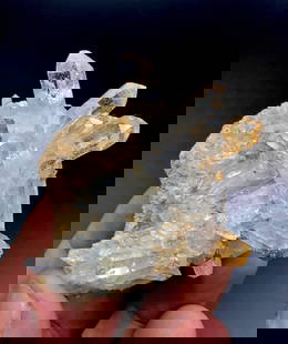 Quartz Crystals Cluster - 155.1 Grams: Quartz Crystals Cluster - 155.1 GramsShipping Rate: $20.00 .shipping rates are determined by Parcel weight and destination.Combined shipping: We offer combine shipping on multiple items purchased to r