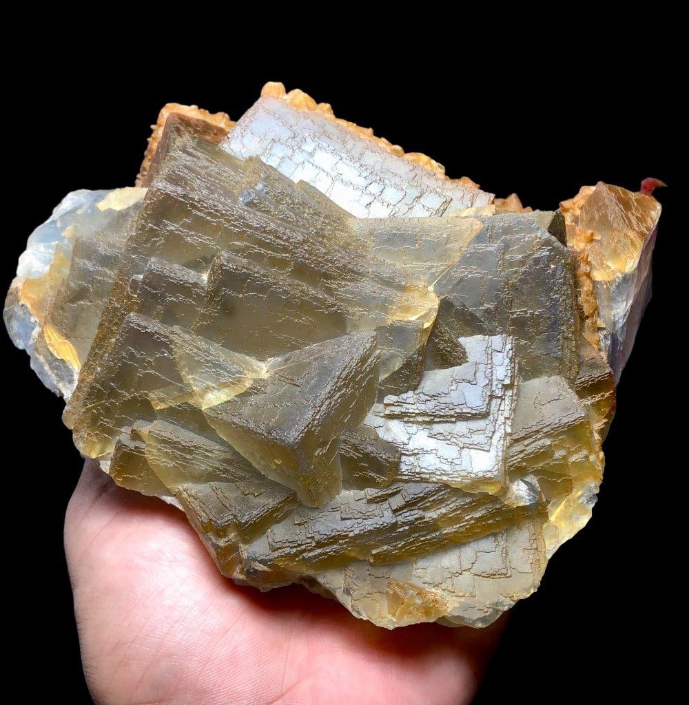 Rainbow Fluorite With Calcite - 1640 Grams - 14.5X14X7 mm: Rainbow Fluorite With Calcite - 1640 Grams - 14.5X14X7 mmShipping Rate: FREE SHIPPING .shipping rates are determined by Parcel weight and destination.Combined shipping: We offer combine shipping on mu