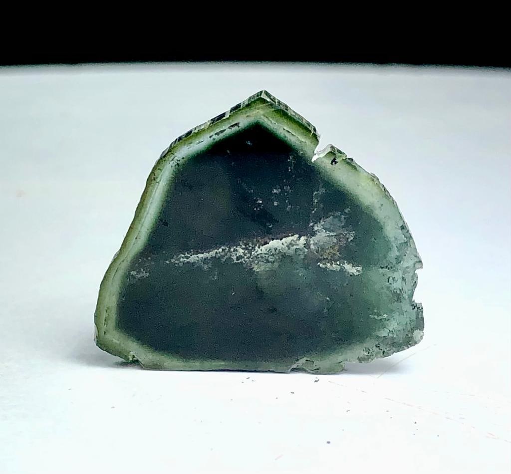 16 Carats Natural Bi Color Tourmaline Slice - 24X20X3 mm: 16 Carats Natural Bi Color Tourmaline Slice - 24X20X3 mmShipping Rate: FREE SHIPPINGshipping rates are determined by Parcel weight and destination.Combined shipping: We offer combine shipping on multi