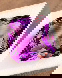 53.15 Carats Natural Faceted Brazillian Amethyst: 53.15 Carats Natural Faceted Brazillian AmethystShipping Rate: $15.00 .shipping rates are determined by Parcel weight and destination.Combined shipping: We offer combine shipping on multiple items pur