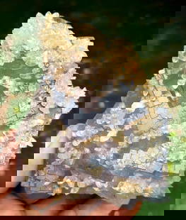 Fluorite With Calcite Cluster - 261 Grams: Amazing Combination of Fluorite With Calcite Cluster - 261 Grams - 91X79X33 mmShipping Rate: $36.00 .shipping rates are determined by Parcel weight and destination.Combined shipping: We offer combine