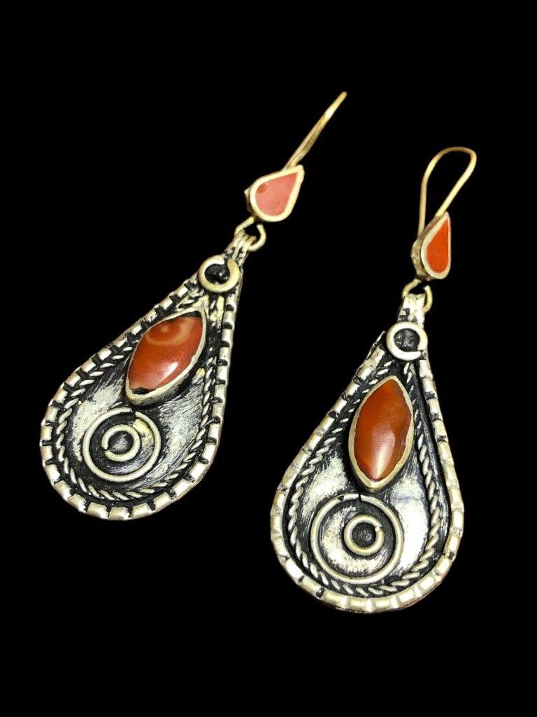 Vintage Brass Jewelry, ethnic Earrings (1 of 2)