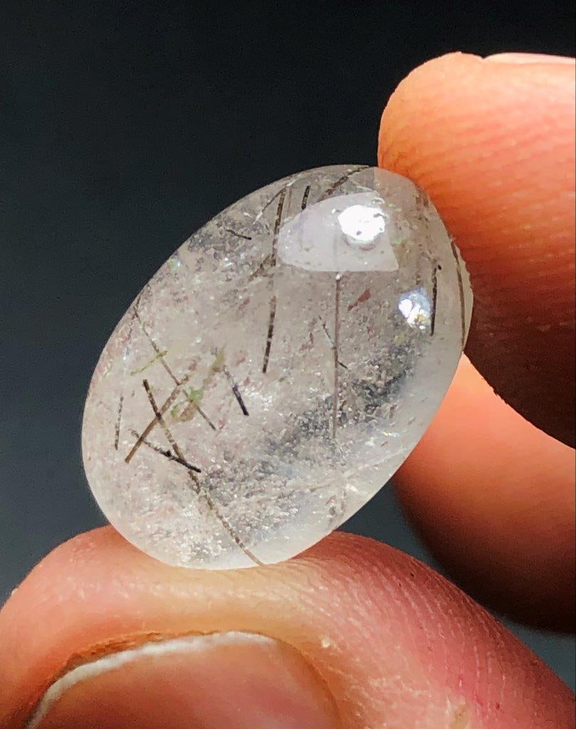 White Clear Rutiled quartz cab - 7.70 crts: White Clear Rutiled quartz cab - 7.70 crts Shipping: