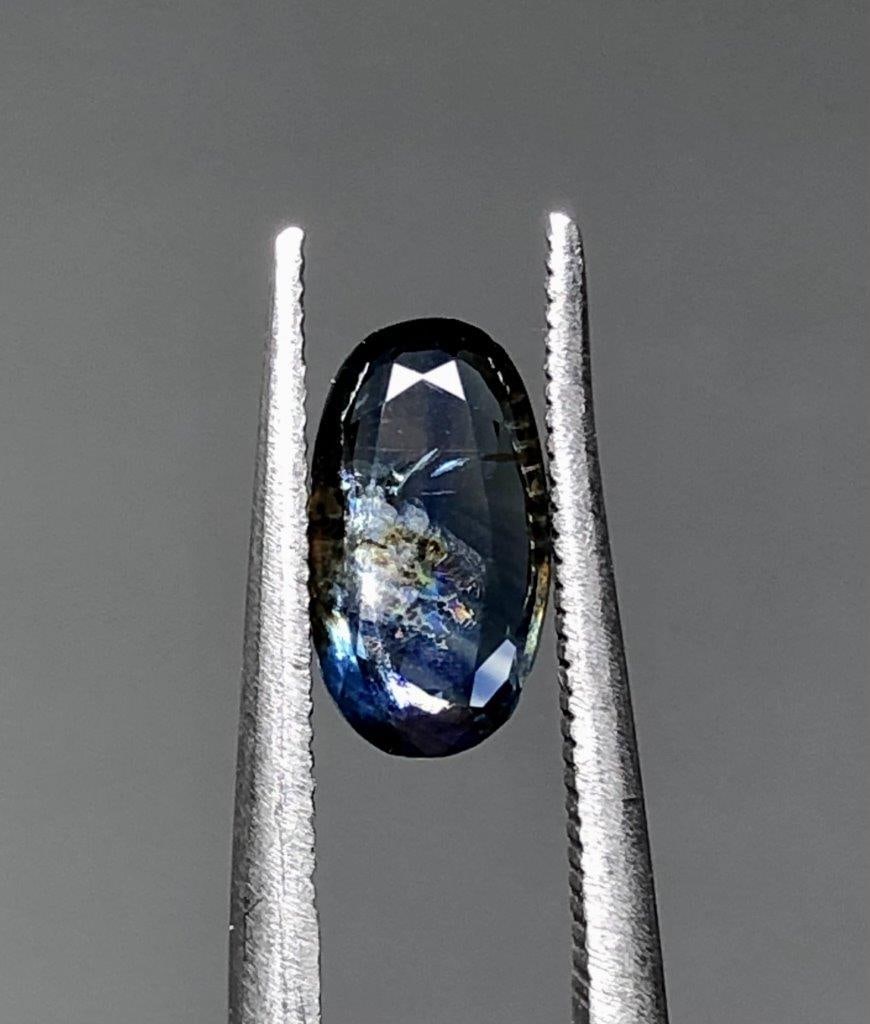 1.05 Carats Natural Sapphire - 8X5X3 mm (1 of 3)