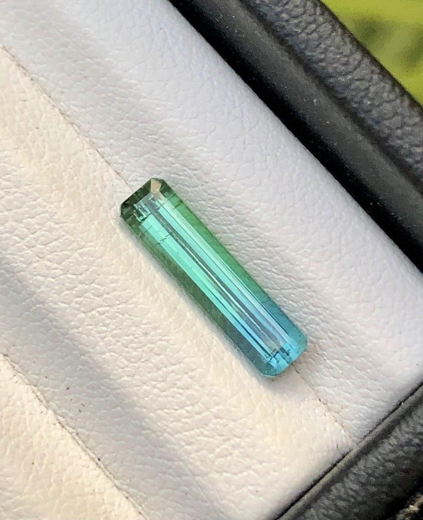 Tri Colour Tourmaline Gemstone - 1.55 Cts - 18X4X3 mm: Tri Colour Tourmaline Gemstone - 1.55 Cts - 18X4X3 mm Shipping Rate: $15.00 .shipping rates are determined by Parcel weight and destination.Combined shipping: We offer combine shipping on multiple ite