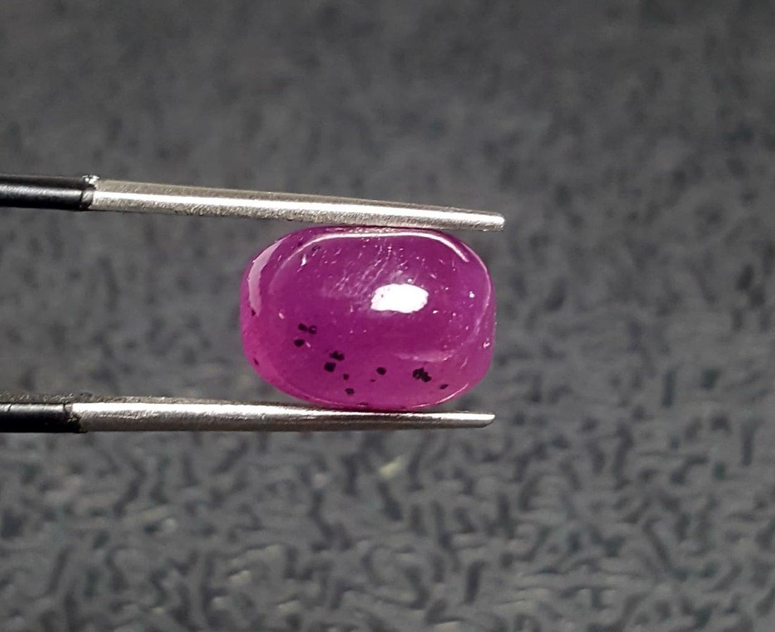 Ruby Cab - 9 Carats - 4