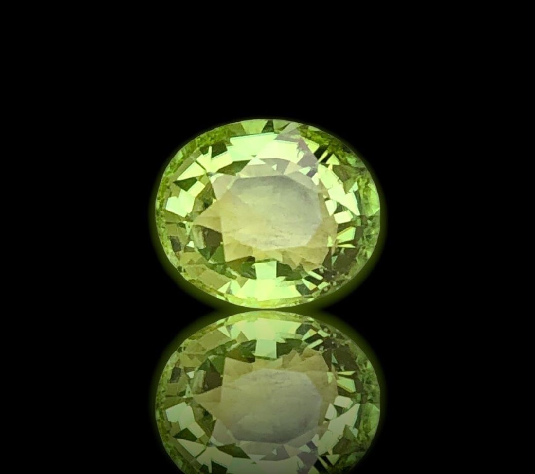 3.70 Carats Mint Green Natural Toumaline - 12X9X6 mm: 3.70 Carats Mint Green Natural Toumaline - 12X9X6 mmShipping Rate: $15.00 .shipping rates are determined by Parcel weight and destination.Combined shipping: We offer combine shipping on multiple