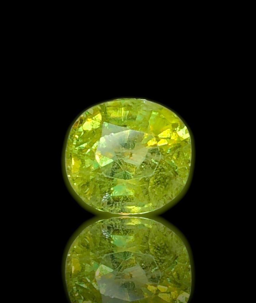 3.60 Carats Fire Sphene Gemstone - 14X9X6 mm: 3.60 Carats Fire Sphene Gemstone - 14X9X6 mmShipping Rate: $15.00 .shipping rates are determined by Parcel weight and destination.Combined shipping: We offer combine shipping on multiple items