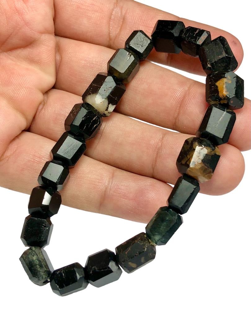Hand made Jasper Gemstone Bracelet Jewelry: Hand made Jasper Gemstone Bracelet JewelryShipping Rate: $36.00 .shipping rates are determined by Parcel weight and destination.Combined shipping: We offer combine shipping on multiple items purchased