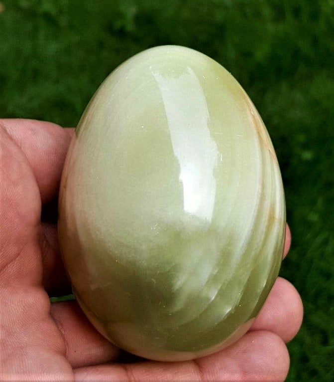 Multi Colored Onyx EGG - 252 Grams - 5