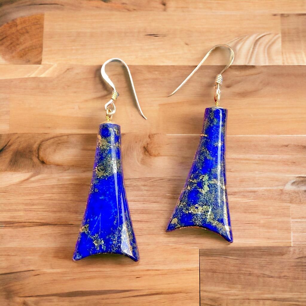 Top Grade Lapis lazuli Earrings: Top Grade Lapis lazuli EarringsShipping Rate: $25.00 .shipping rates are determined by Parcel weight and destination.Combined shipping: We offer combine shipping on multiple items purchased to reduce