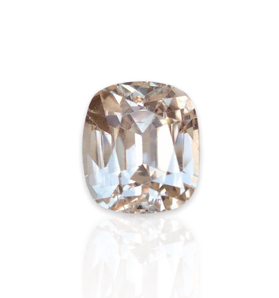 17.40 Carats Golden Kunzite - 15X13X12 mm (1 of 4)