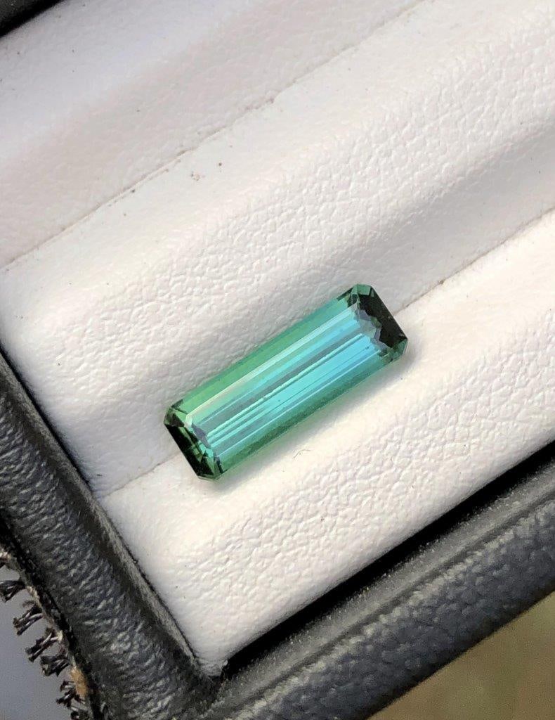 2 Carats Greenish Blue Pretty Tourmaline Gemstone - 13X5X4 mm: 2 Carats Greenish Blue Pretty Tourmaline Gemstone - 13X5X4 mm Shipping Rate: FREE SHIPPINGshipping rates are FREE WORLDWIDECombined shipping: We offer combine shipping on multiple items purchased to r