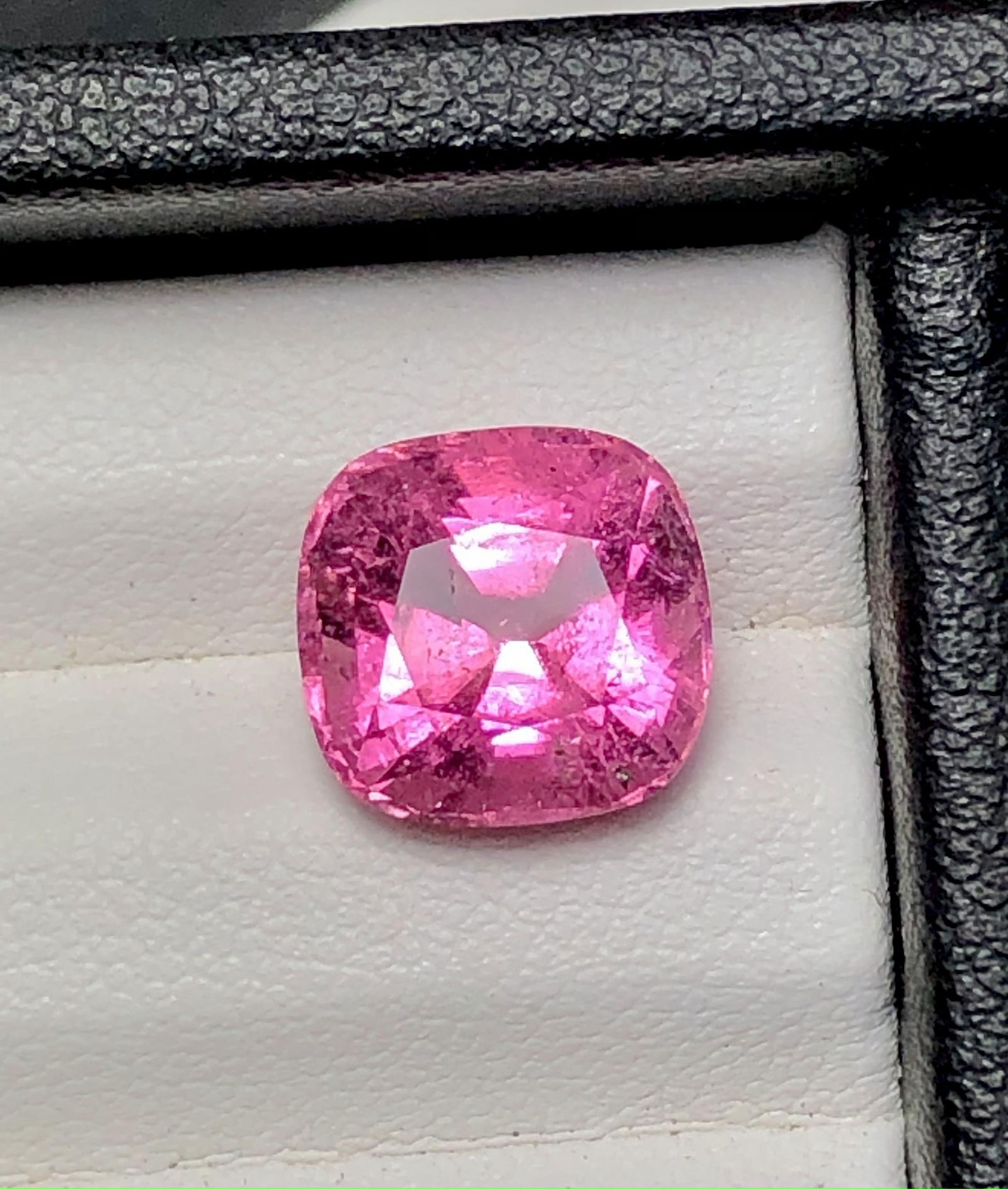 5.35 Carats Natural Pink Tourmaline Gemstone - 10X10X8 mm (1 of 5)
