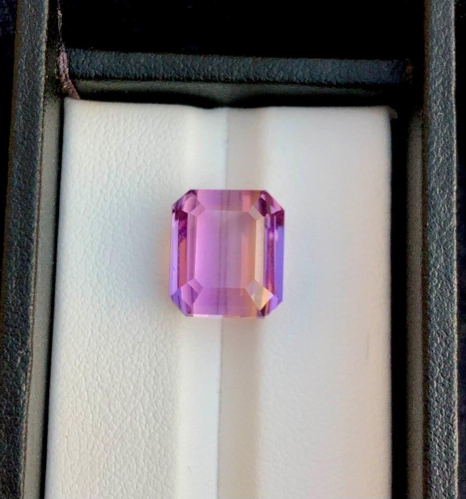 Flawless Natural Ametrine - 9.45 Carats - 13X11X8 mm: Flawless Natural Ametrine - 9.45 Carats - 13X11X8 mmShipping Rate: $15.00 .shipping rates are determined by Parcel weight and destination.Combined shipping: We offer combine shipping on multiple items
