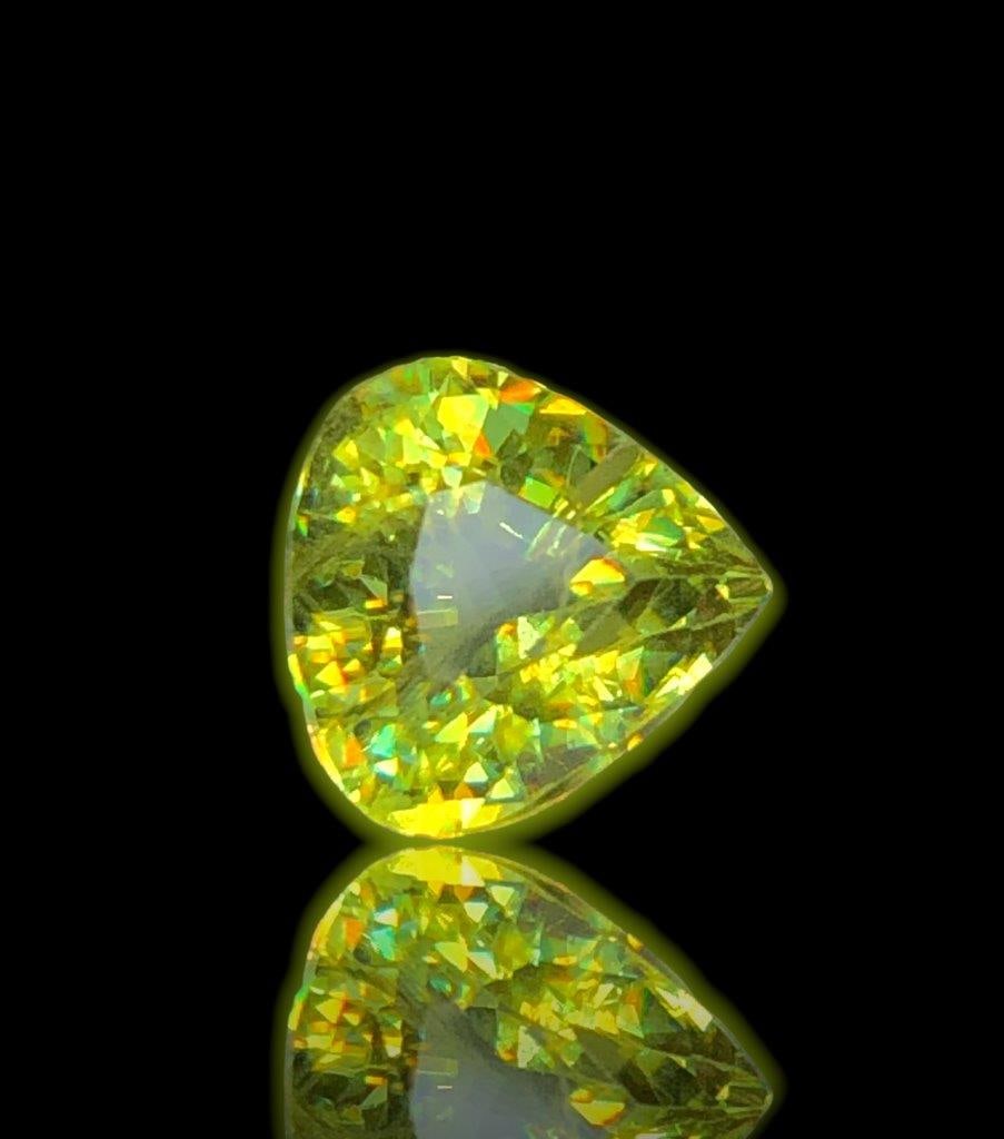 Mossy Green Sparkles Natural Chrome Sphene Loose Gemstone - 2.45 Carats - 8X8X5 mm: Mossy Green Sparkles Natural Chrome Sphene Loose Gemstone - 2.45 Carats - 8X8X5 mmShipping Rate: $15.00 .shipping rates are determined by Parcel weight and destination.Combined shipping: We offer comb