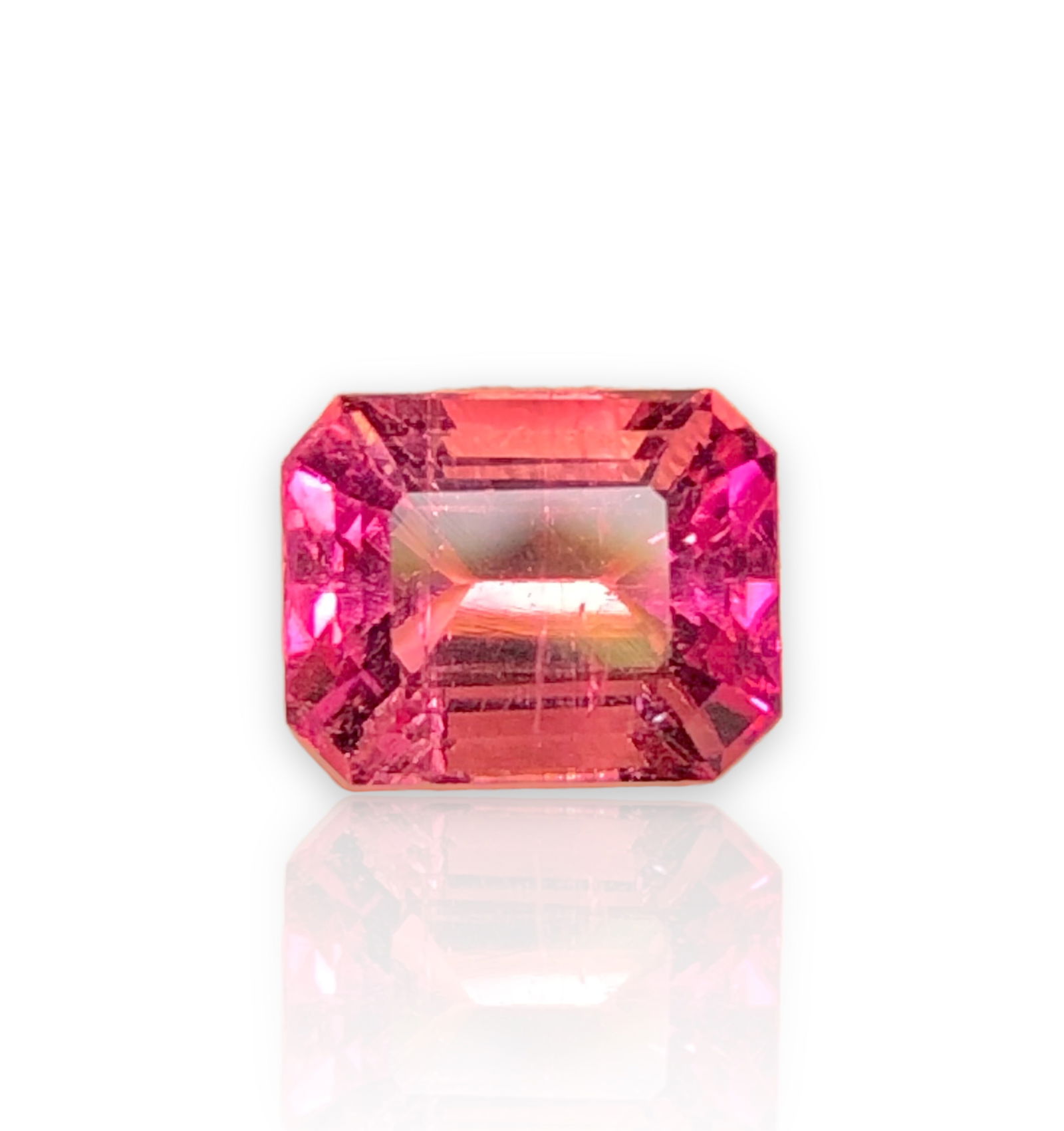 Top Quality Natural Tourmaline - 2.80 Carats - 9X7X6 mm (1 of 3)