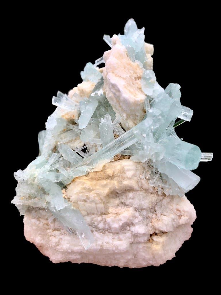 Amazing Aquamarine Crystals Cluster On Matrix - Mineral Specimen - 177 Grams - 92X67X34 mm: Amazing Aquamarine Crystals Cluster On Matrix - Mineral Specimen - 177 Grams - 92X67X34 mm Shipping Rate: FREE SHIPPINGshipping rates are determined by Parcel weight and destination.Combined shipping: