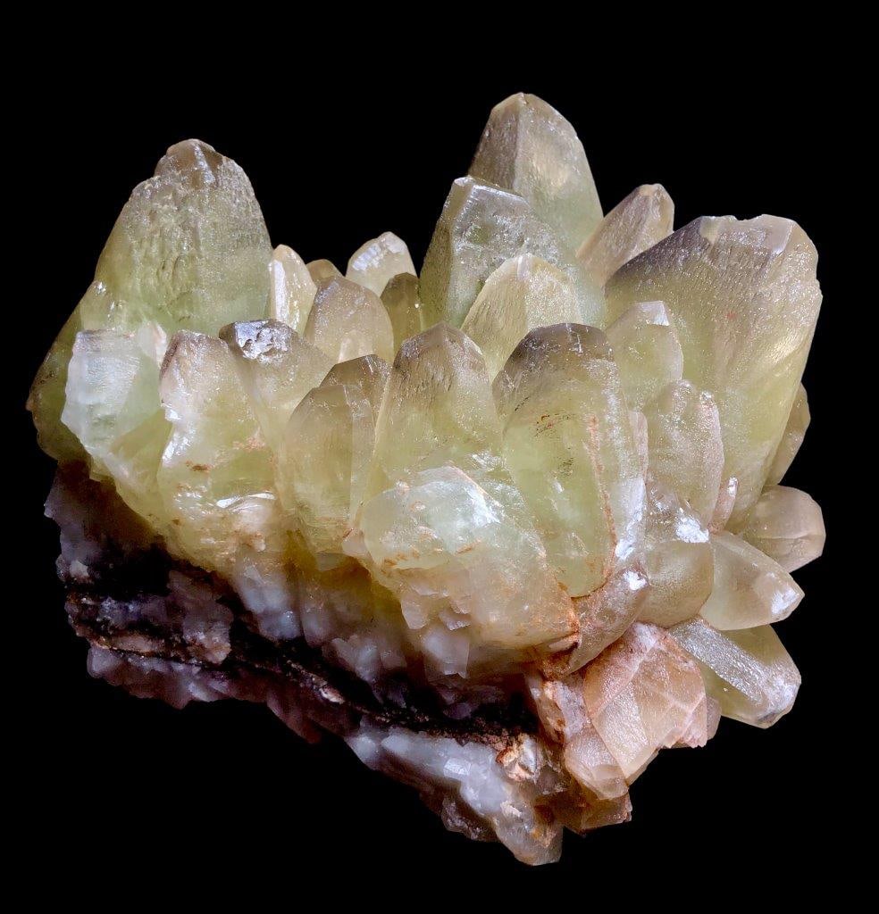 Dogtooth Calcite Specimen - 6 KG - 220X200X150 mm: Dogtooth Calcite Specimen - 6 KG - 220X200X150 mm Shipping Rate: FREE SHIPPING .shipping rates are determined by Parcel weight and destination.Combined shipping: We offer combine shipping on multiple