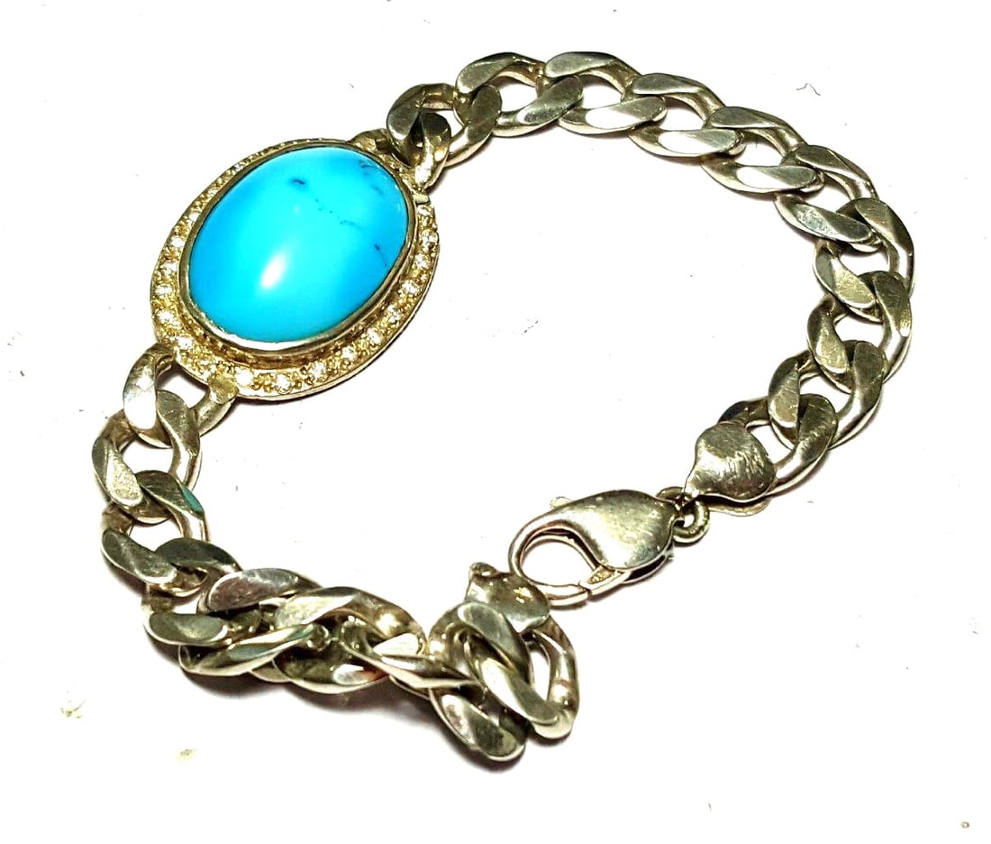 Natural torquoise Bracelet in Sterling Silver: Natural torquoise Bracelet in Sterling SilverShipping Rate: $23.00 .shipping rates are determined by Parcel weight and destination.Combined shipping: We offer combine shipping on multiple items purcha