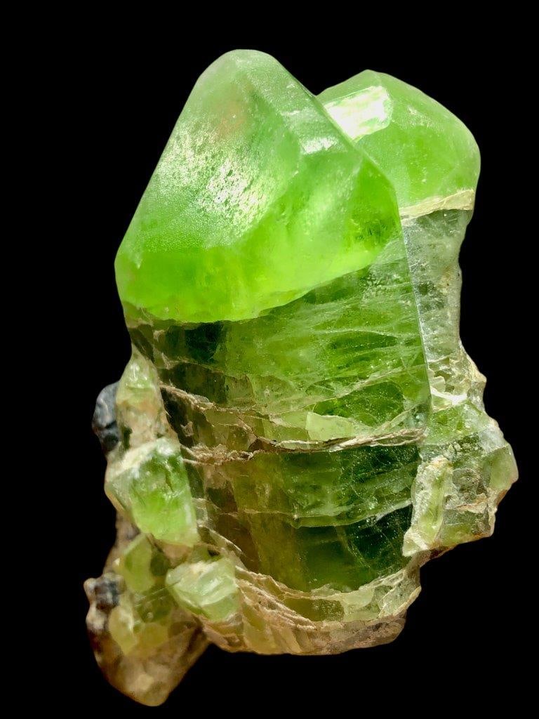 Top Quality Collection Mineral Beautiful Deep Green Peridot Crystal Specimen - 56X46X30 mm (1 of 4)