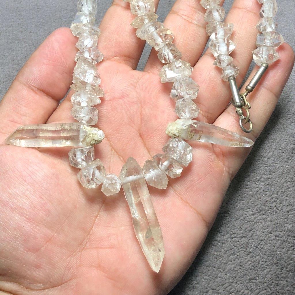 Vintage Onyx Marble Office Table Mantel Clock: Vintage Onyx Marble Office Table Mantel Clock Shipping: $60.00. Shipping rates are determined by Parcel weight and destination.