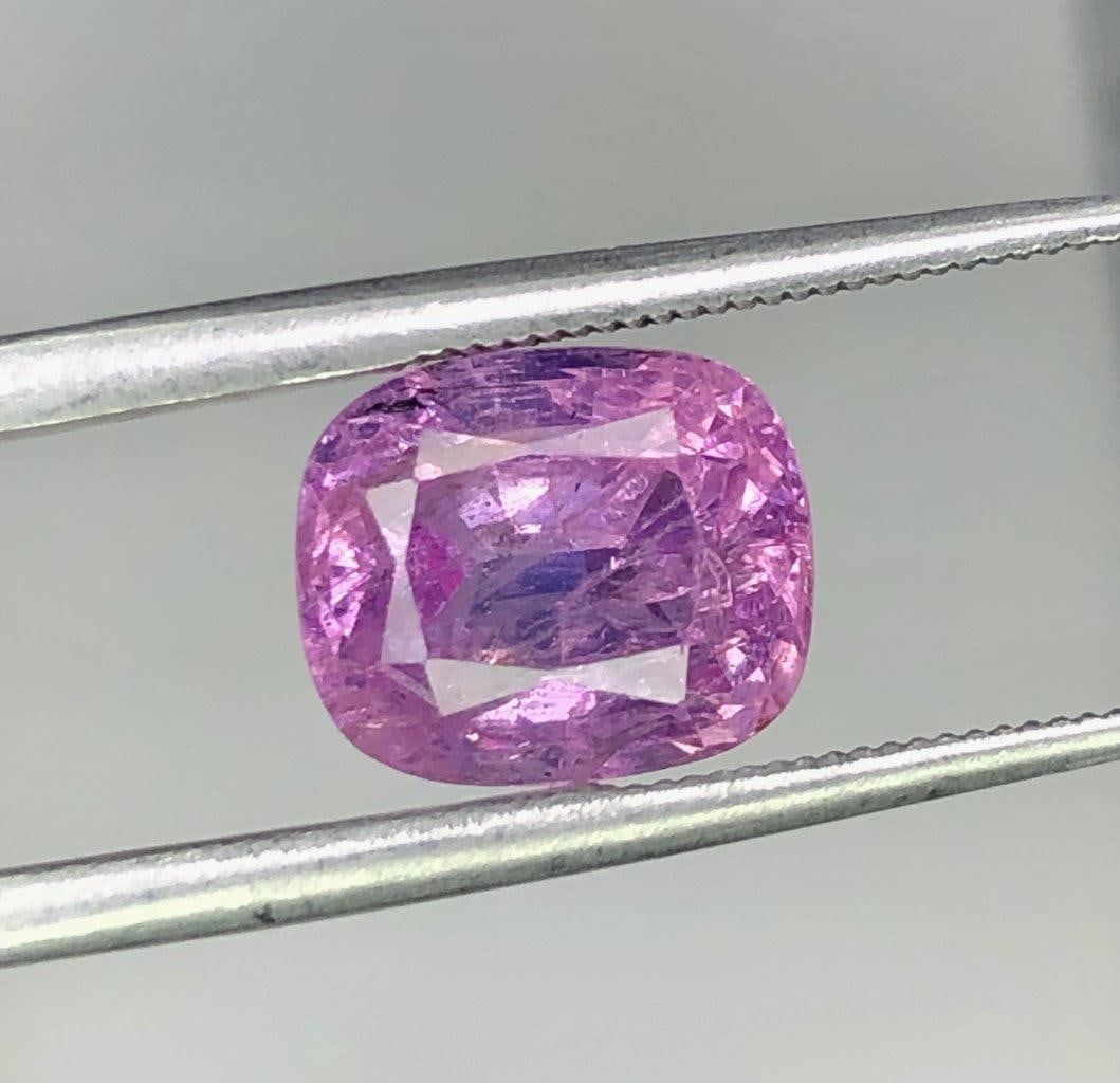 4.45 Carats Fiery Pink Sapphire Gemstone - 9X8X6 mm (1 of 6)