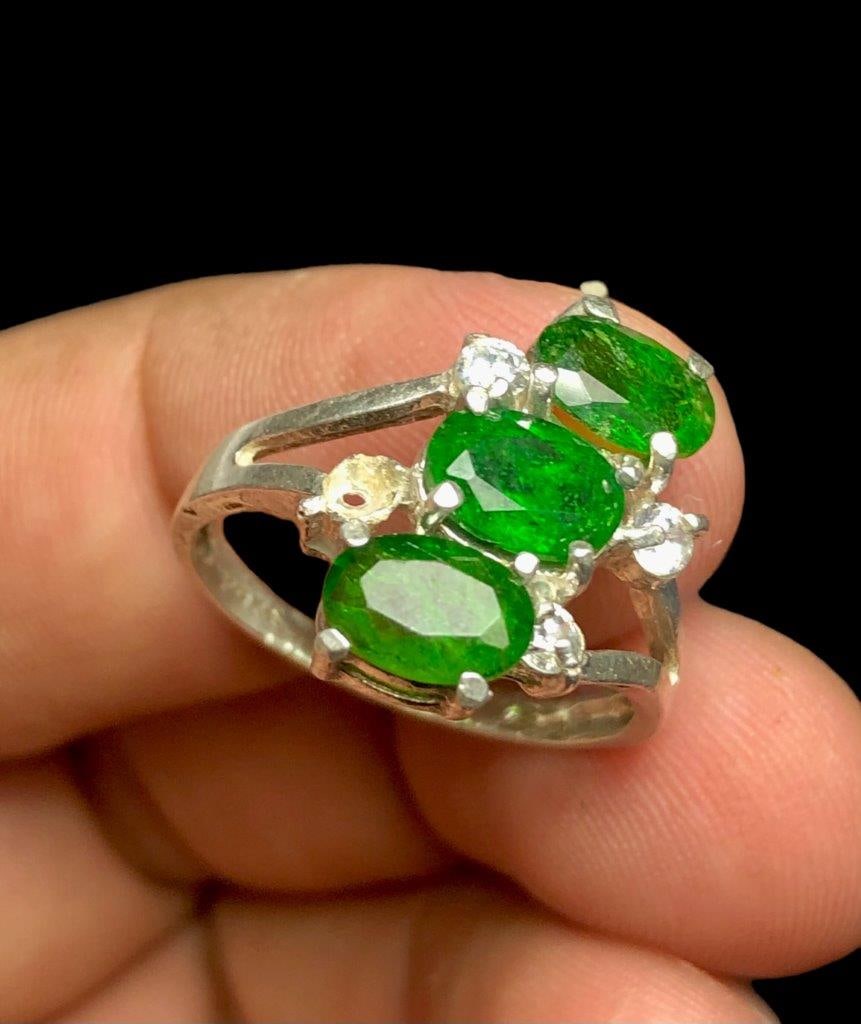 Tsavorite Garnet Ring In Silver - 2