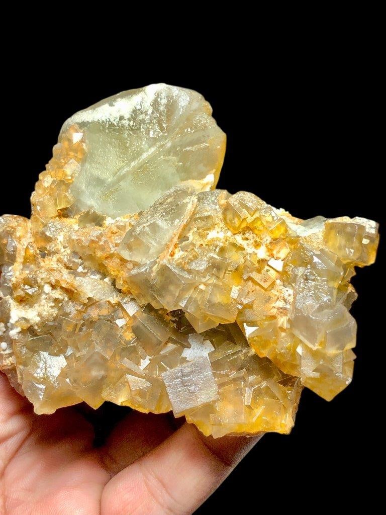 294 Grams Rainbow Fluorite With Dogtooth Calcite - 110X70X40 mm (1 of 3)