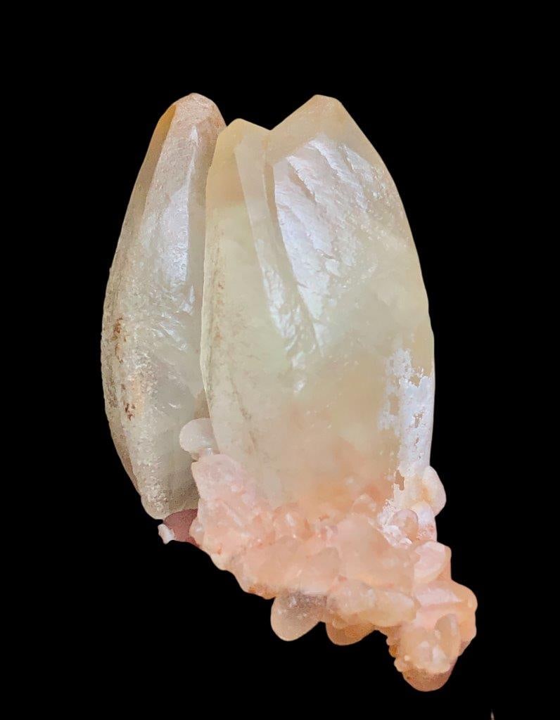 33.33 Grams Dogtooth Fluorite Mineral Specimen - 50X30X20 mm: 33.33 Grams Dogtooth Fluorite Mineral Specimen - 50X30X20 mm Shipping Rate: FREE SHIPPING .shipping rates are determined by Parcel weight and destination.Combined shipping: We offer combine shipping o