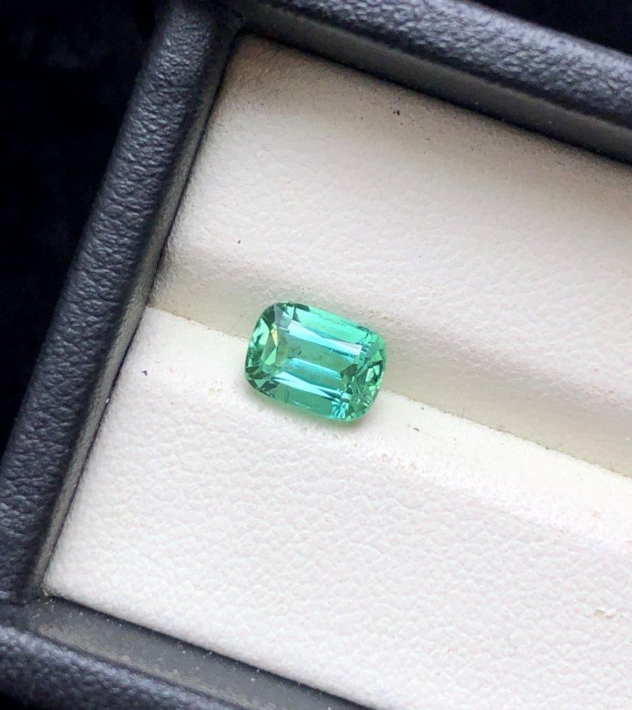 1.25 Carats Bluish Green Tourmaline Gemstone - 7X6X5 mm: 1.25 Carats Bluish Green Tourmaline Gemstone - 7X6X5 mm SHIPPING: 23$ Worldwide