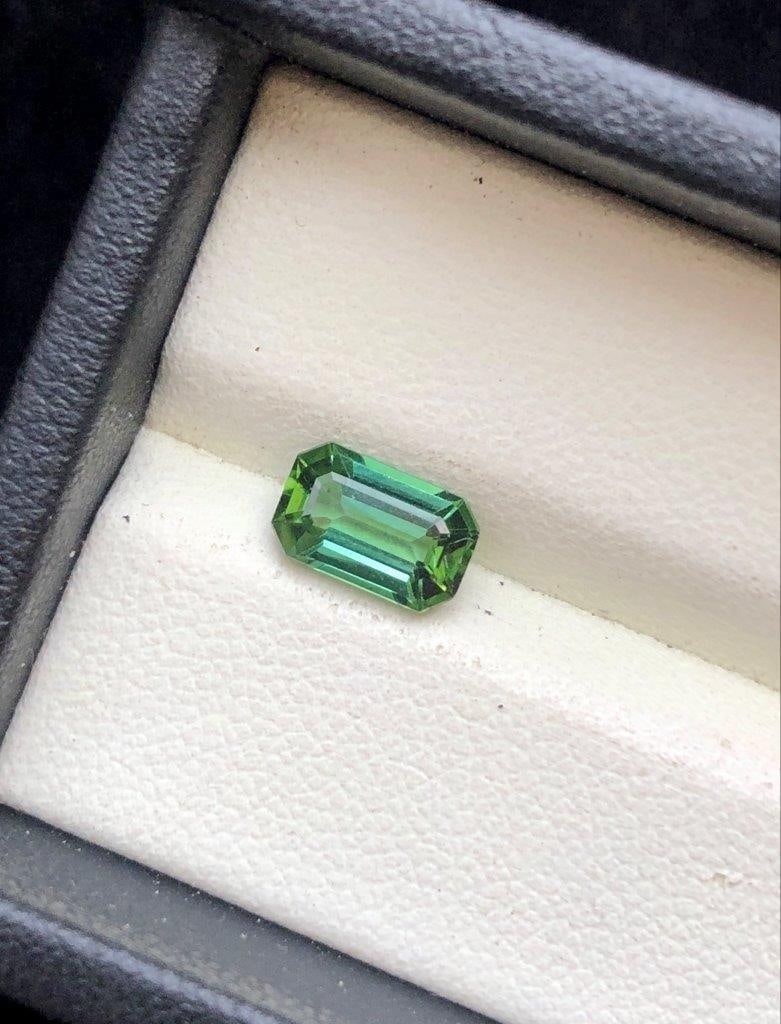 1.30 Carats Deep Green Emerald Cut Tourmaline Gemstone - 8X5X4 mm: 1.30 Carats Deep Green Emerald Cut Tourmaline Gemstone - 8X5X4 mm SHIPPING: 23$ Worldwide
