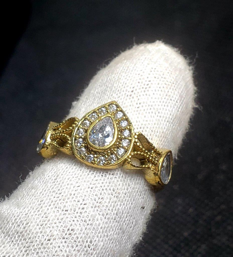 Pear Mossonite Stone Ring: Bronze Turkish Jewelry - Pear Mossonite Stone Ring FREE SHIPPING Shipping rates are determined by Parcel weight and destination.